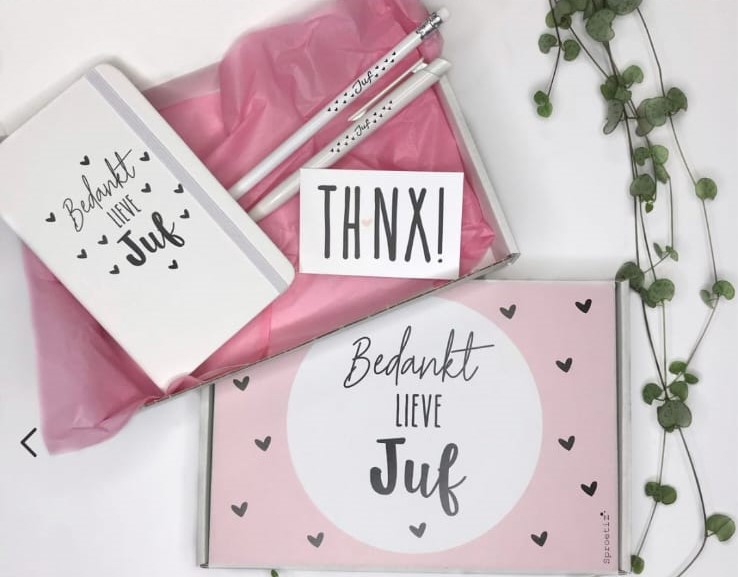 Cadeaubox bedankt lieve Juf