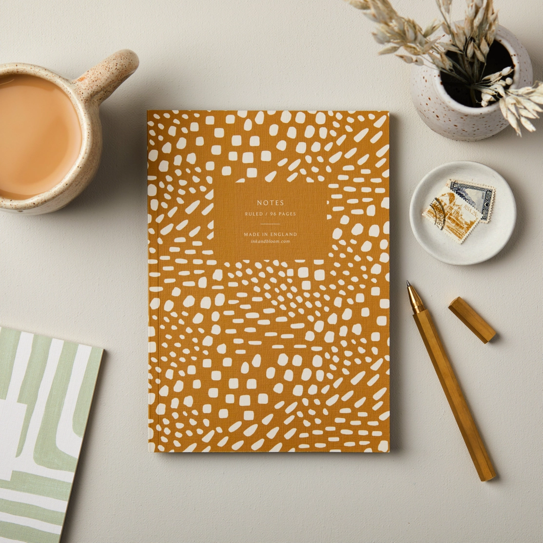 notebook geel